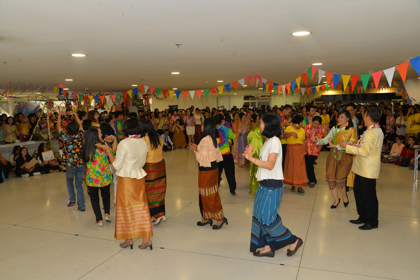 สงกรานต์ สานสัมพันธ์ สสช.