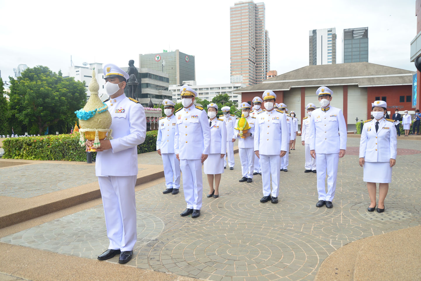 พิธีถวายบังคมและถวายเครื่องสักการะ เนื่องในวันสื่อสาร ประจำปี 2563