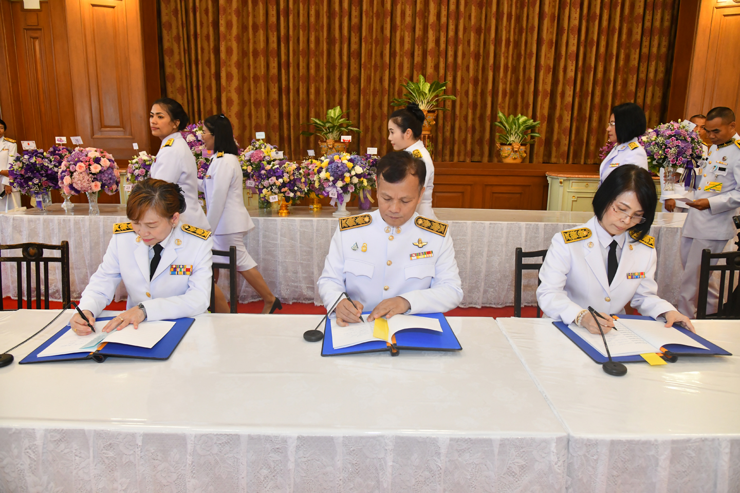 ร่วมกิจกรรมวันเฉลิมพระชนมพรรษาสมเด็จพระนางเจ้าฯ พระบรมราชินี