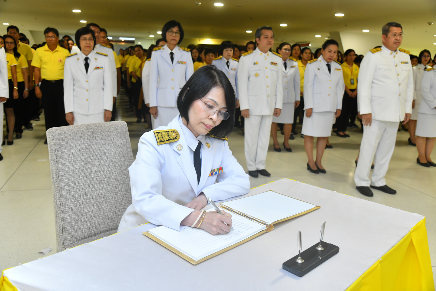 พิธีถวายพระพรชัยมงคลพระบาทสมเด็จพระเจ้าอยู่หัว