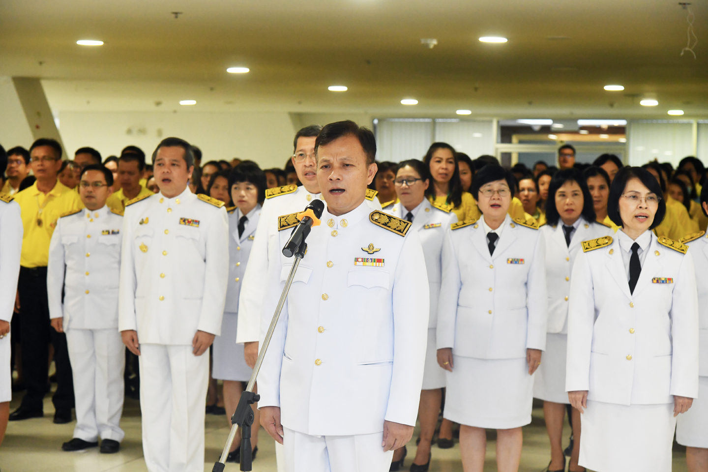 พิธีถวายพระพรชัยมงคลพระบาทสมเด็จพระเจ้าอยู่หัว