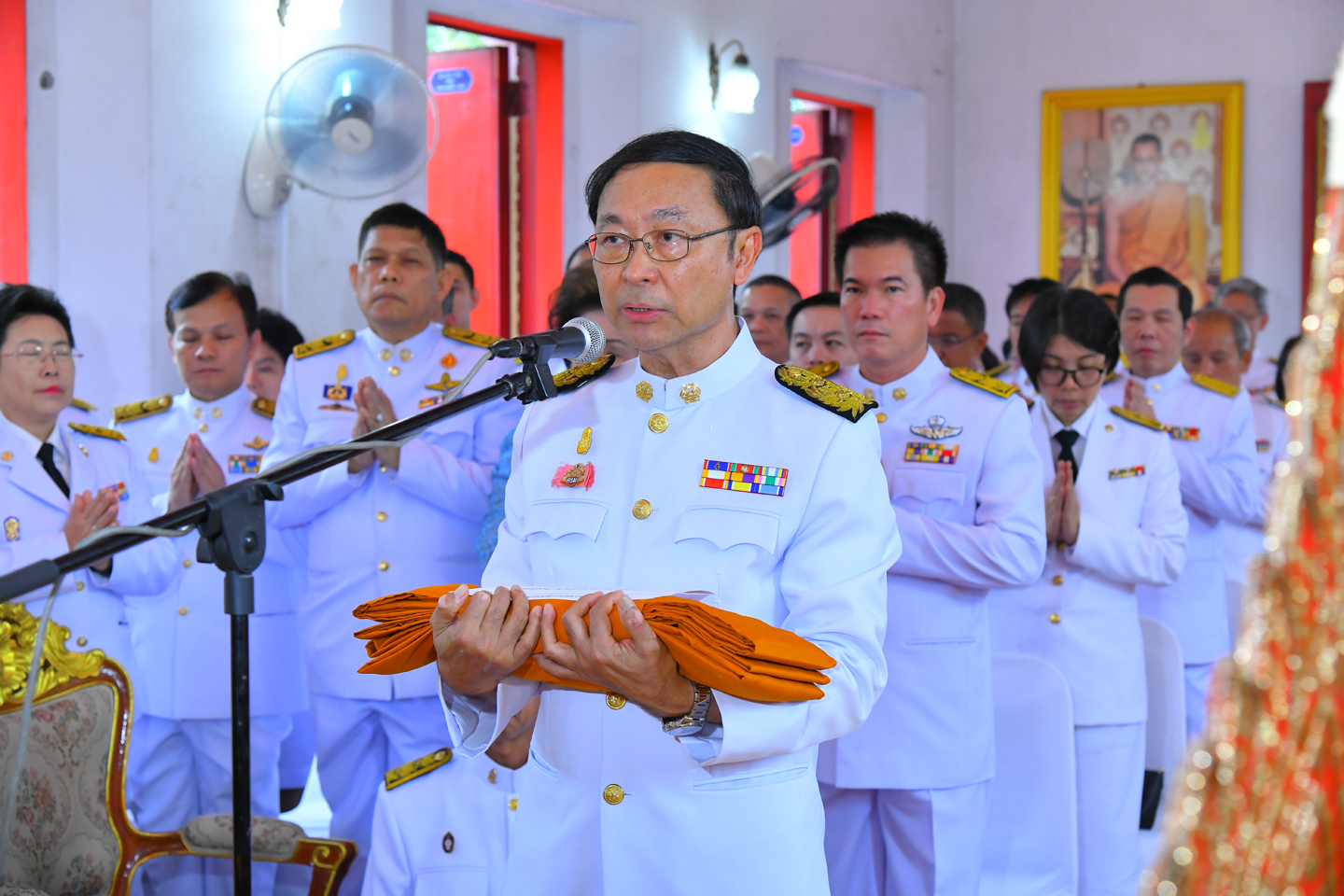 พิธีถวายผ้าพระกฐินพระราชทานกระทรวงดิจิทัลเพื่อเศรษฐกิจและสังคม