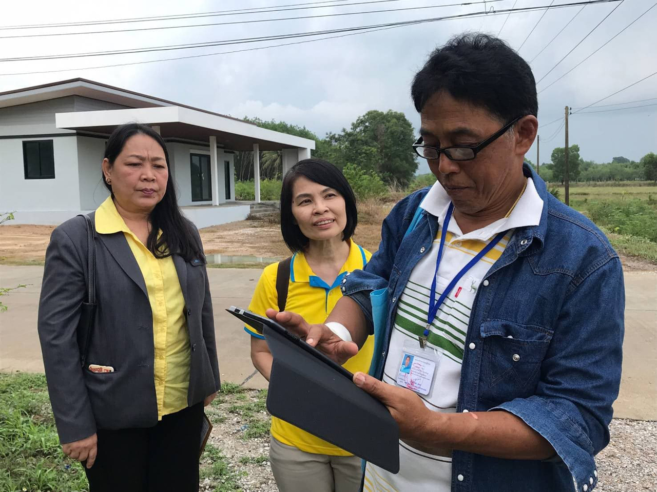 ลงพื้นที่สังเกตการณ์งานสนามโครงการระบบการจัดเก็บข้อมูลโครงสร้างพื้นฐานระดับพื้นที่ เพื่อการบริหารจัดการทรัพยากรน้ำอย่างยั่งยืน ในลุ่มน้ำทั่วประเทศ จำนวน 25 ลุ่มน้ำ (โครงการระยะที่ 1)