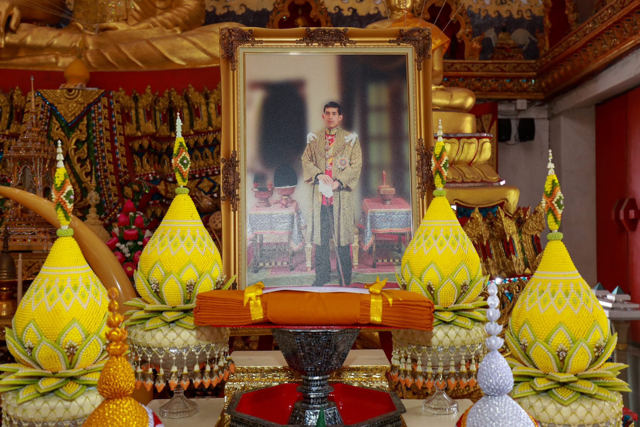พิธีทอดผ้าป่าเพื่อน้อมเกล้าน้อมกระหม่อมถวายพระราชกุศลแด่พระบาทสมเด็จ พระบรมชนกาธิเบศรมหาภูมิพลอดุลยเดชมหาราช บรมนาถบพิตร เนื่องในวันคล้ายวันสวรรคต