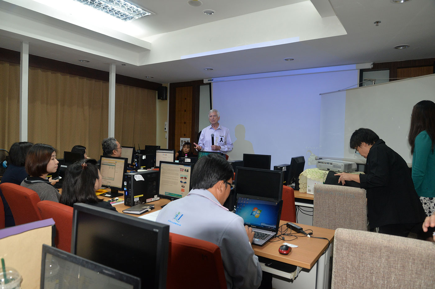 ประชุมเชิงปฏิบัติการ “Why Data Science is Important”