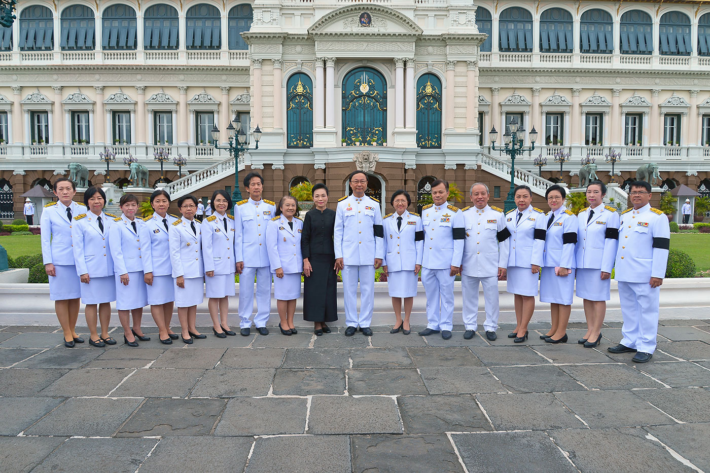 ลงนามถวายพระพร