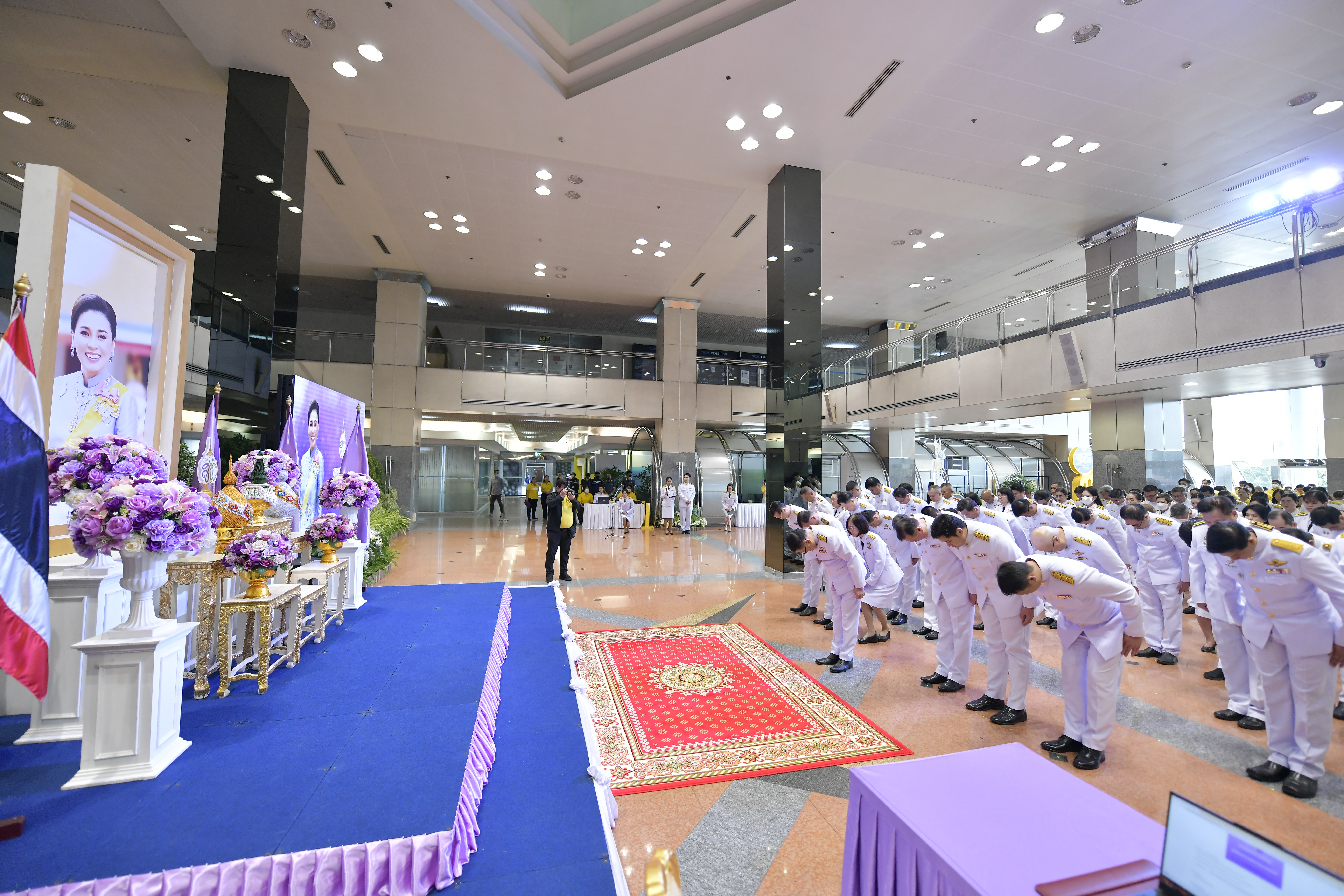 ถวายพระพร