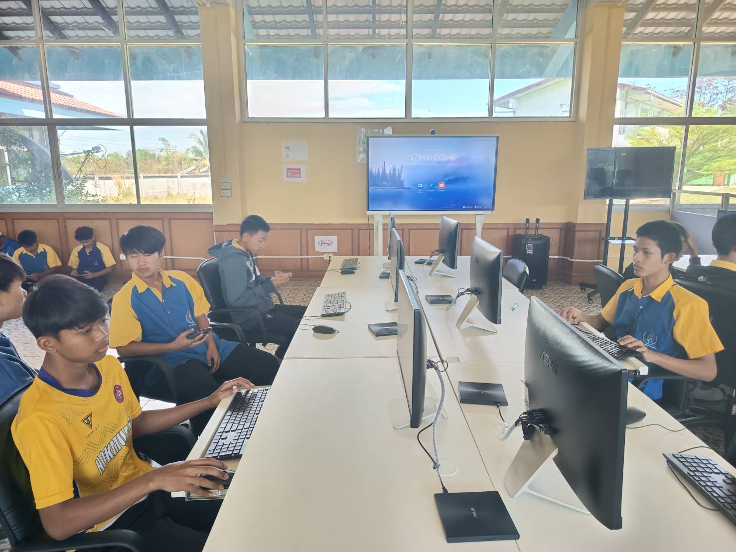 ตรวจเยี่ยมสำนักงานสถิติจังหวัดสุรินทร์