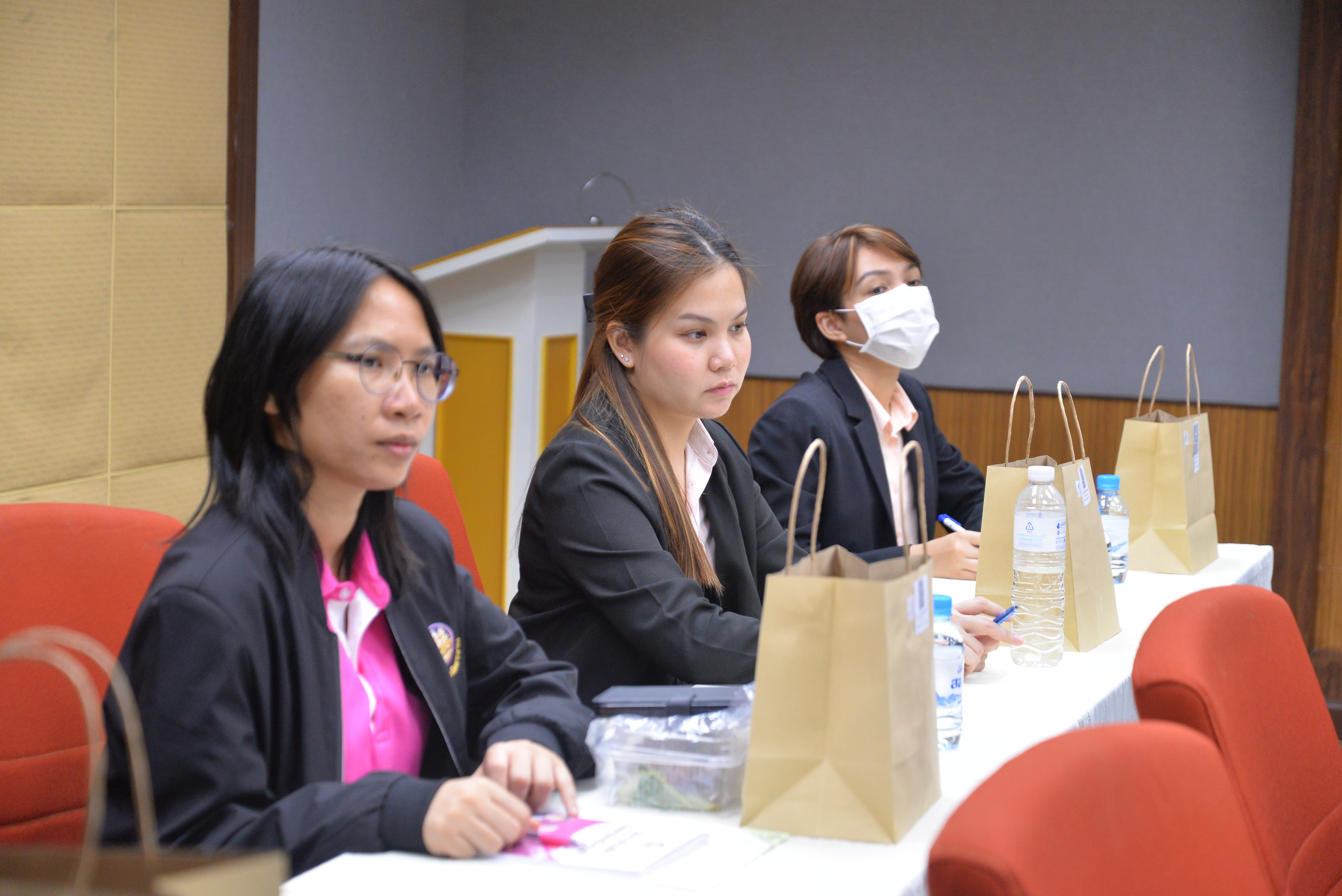 กรมจัดหางาน