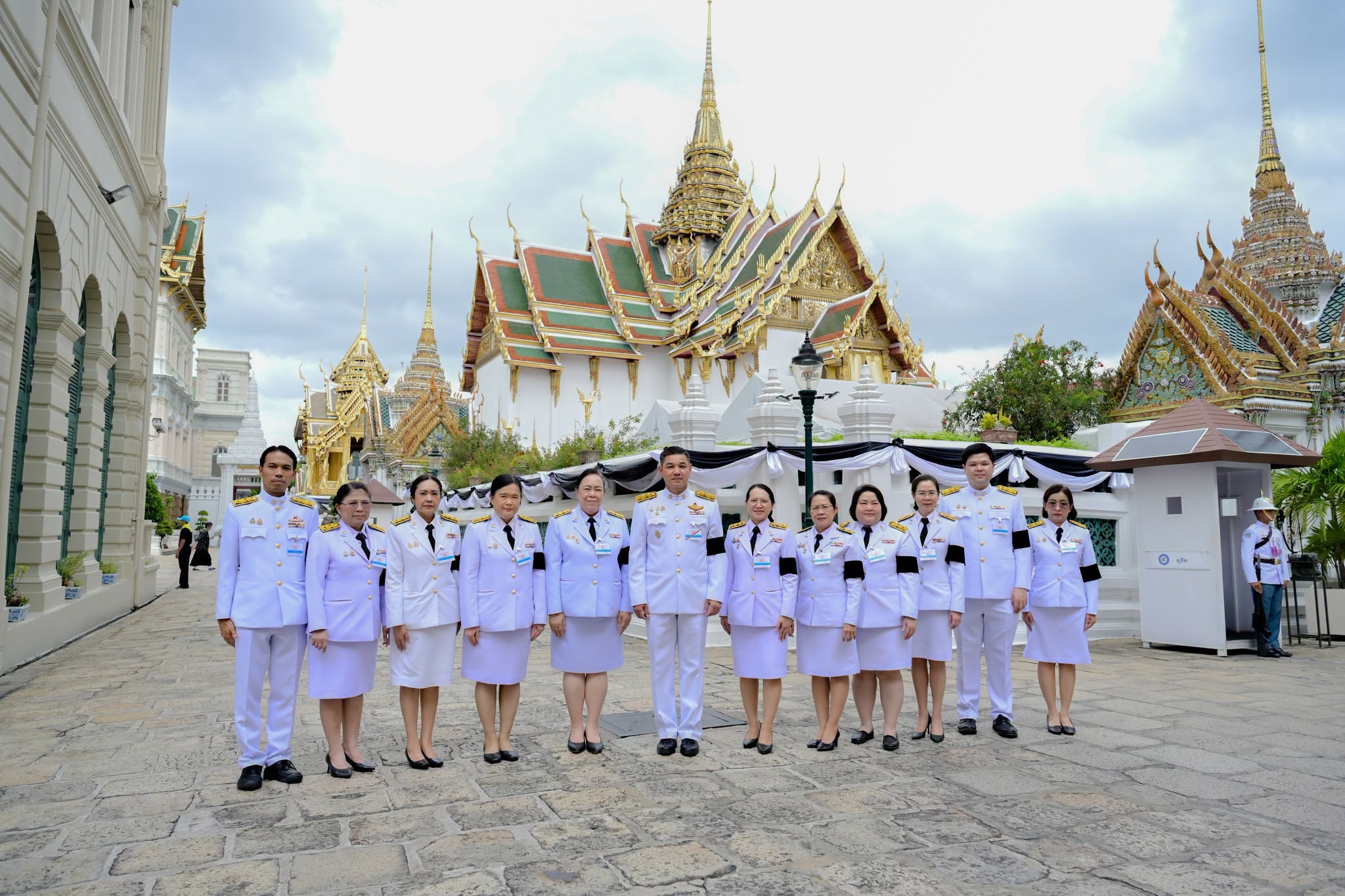 เป็นเจ้าภาพบำเพ็ญกุศล
