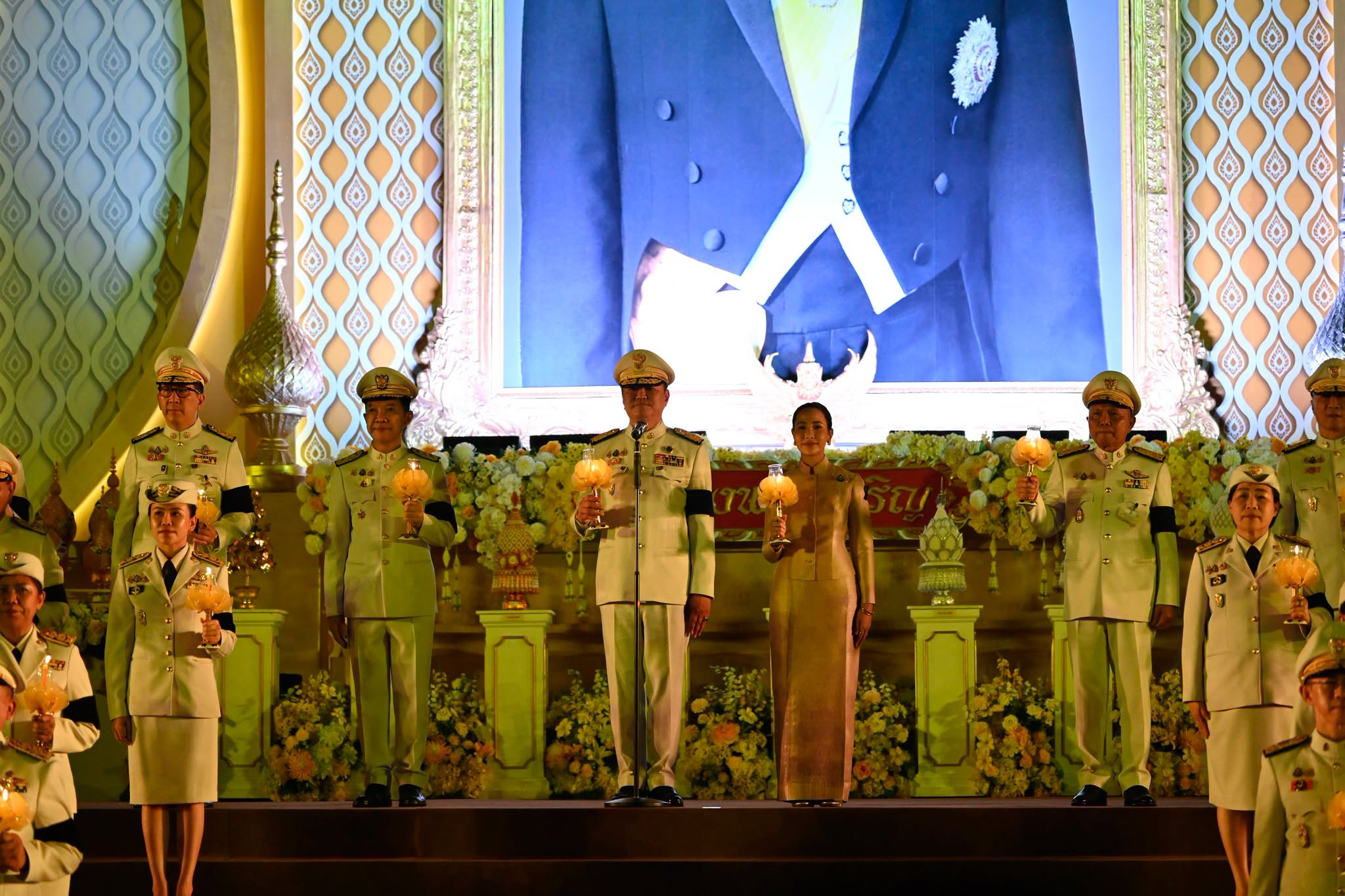 พิธีจุดเทียนถวายพระพรชัยมงคล