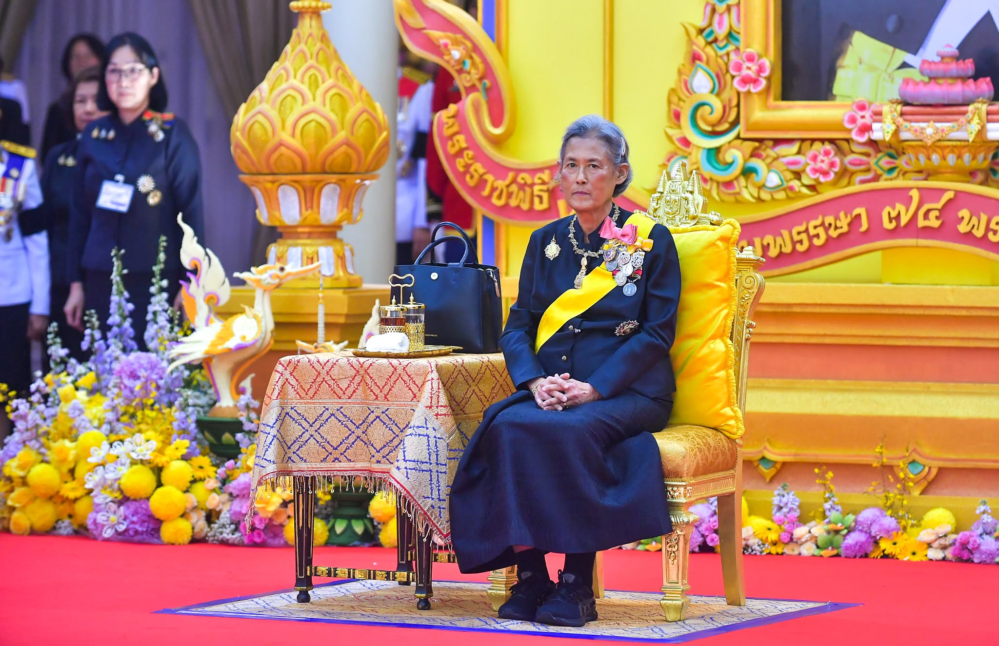 งานสโมสรสันนิบาตเฉลิมพระเกียรติพระบาทสมเด็จพระเจ้าอยู่หัว