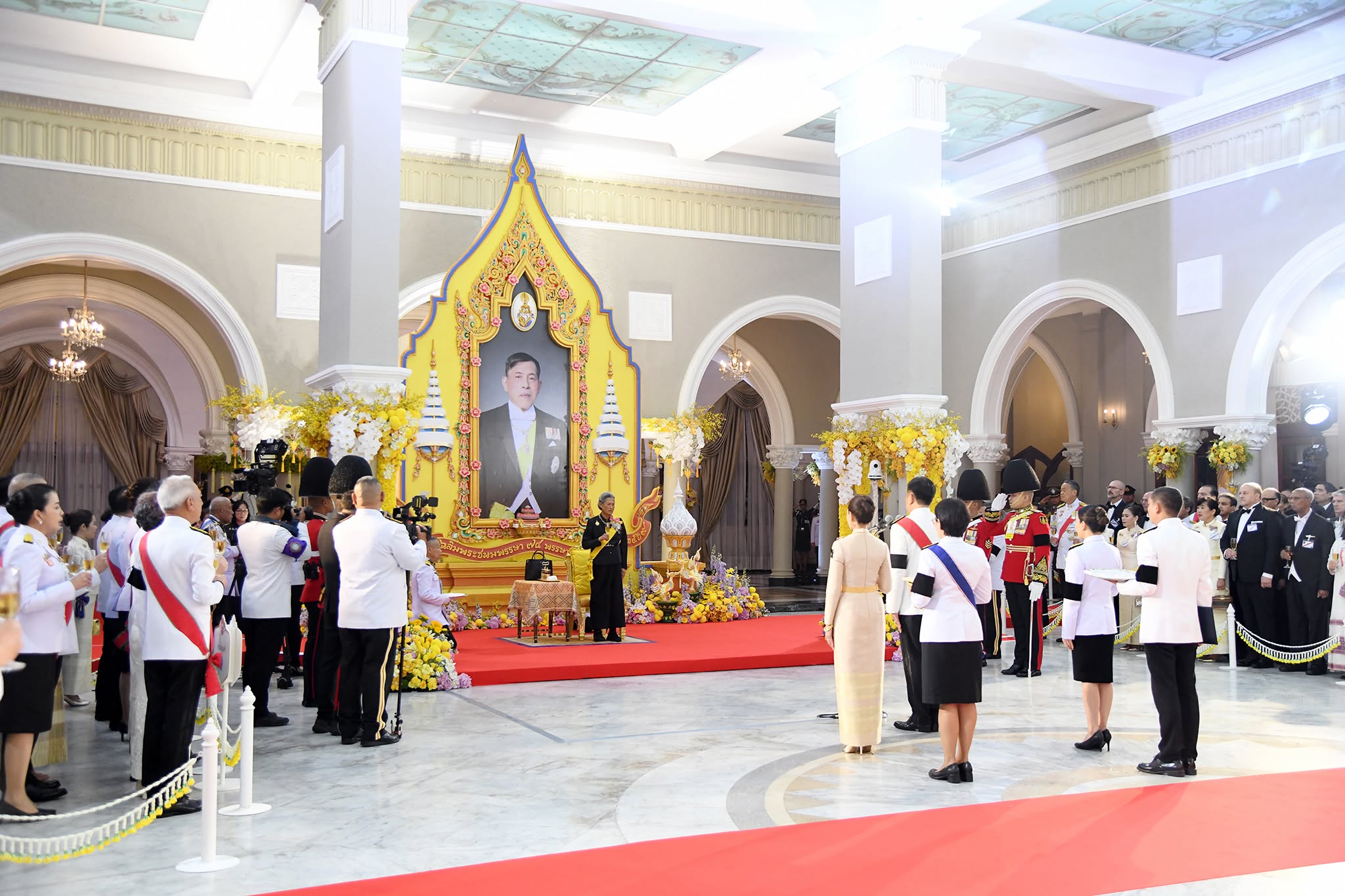 งานสโมสรสันนิบาตเฉลิมพระเกียรติพระบาทสมเด็จพระเจ้าอยู่หัว