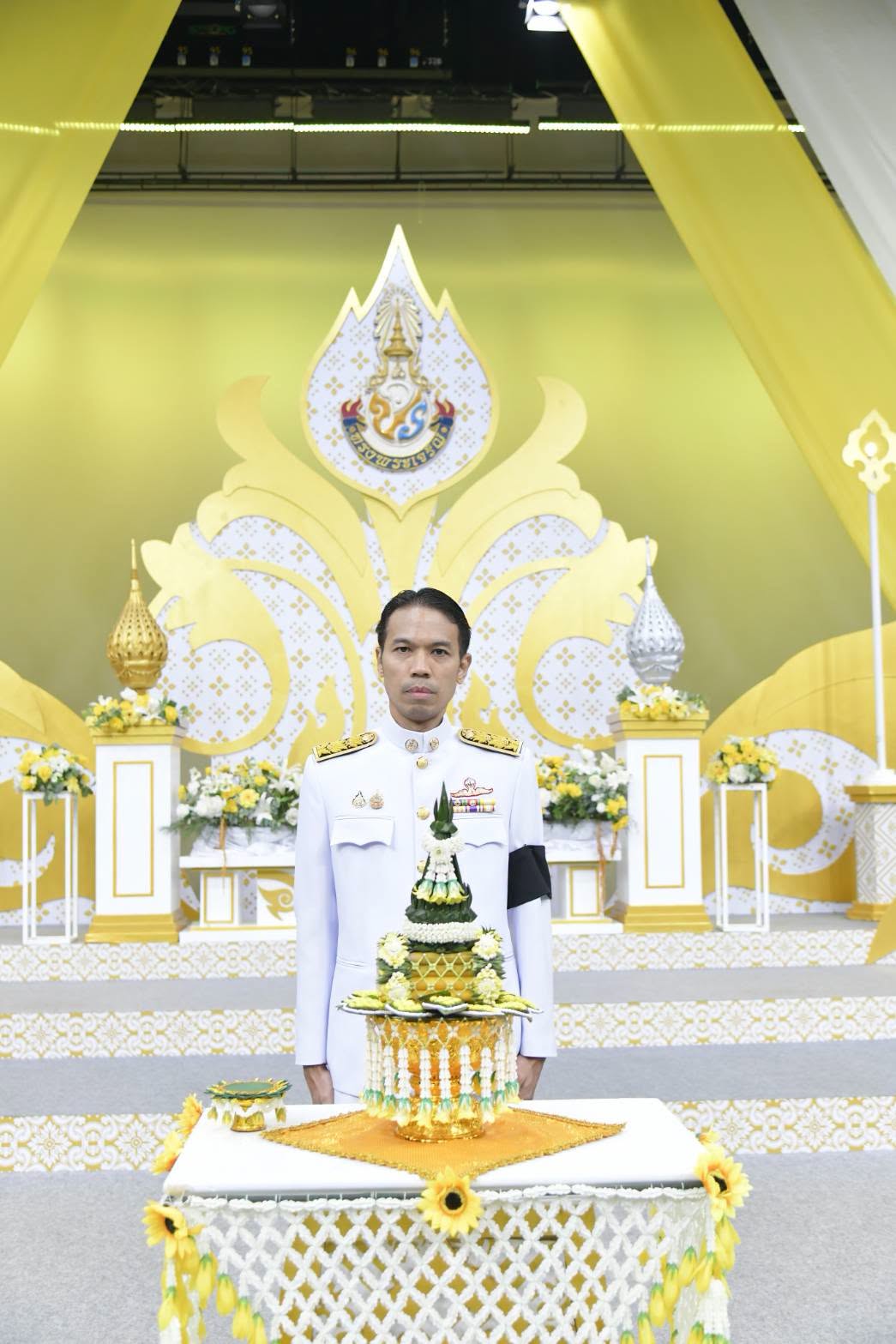 ร่วมบันทึกเทปถวายพระพร