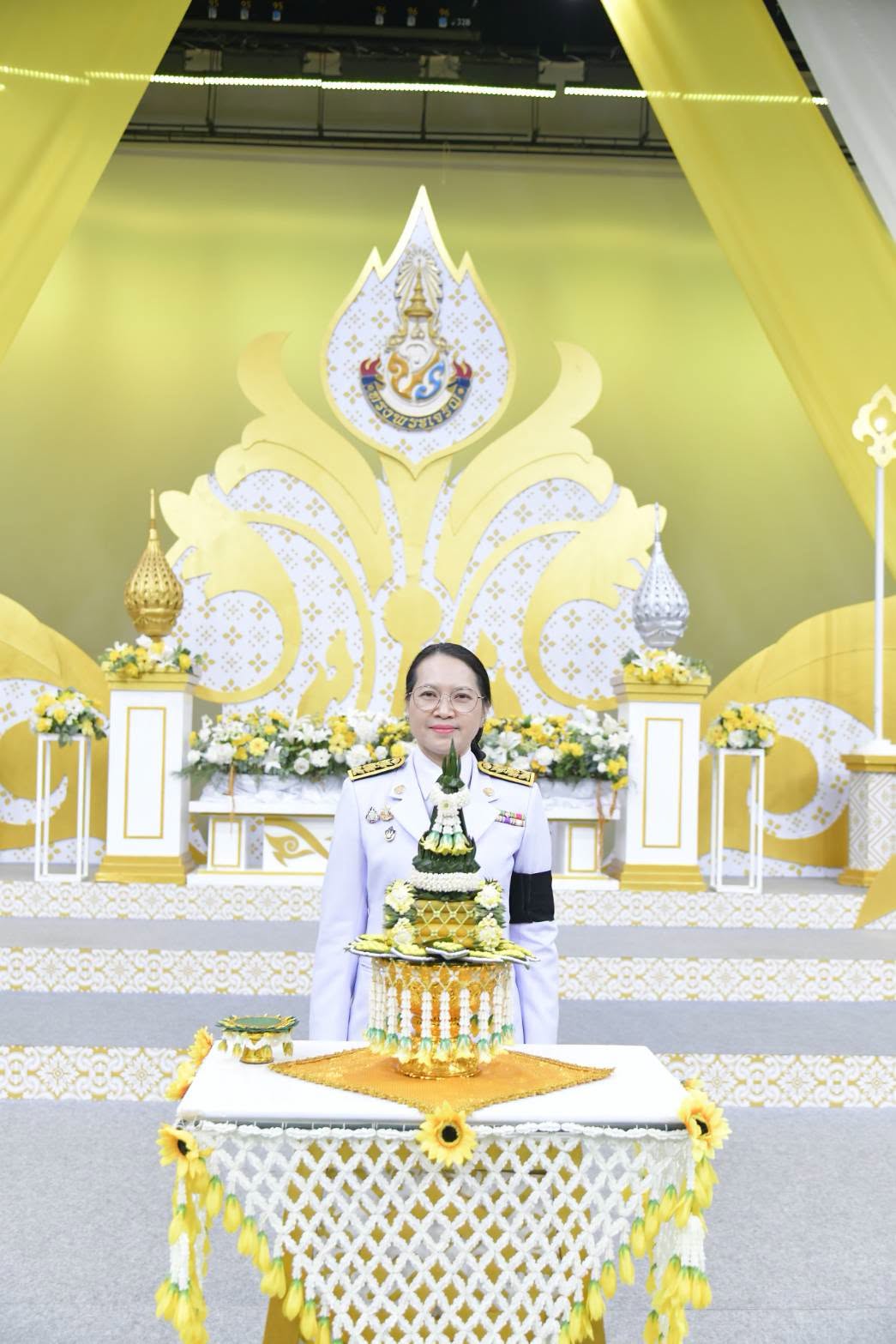 ร่วมบันทึกเทปถวายพระพร