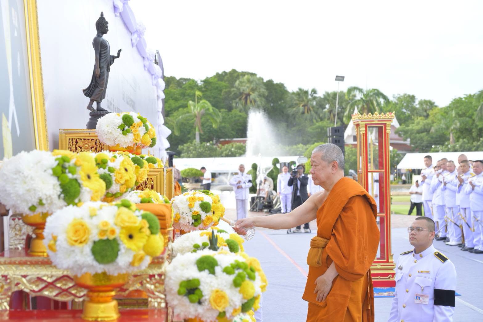 พิธีเจริญพระพุทธมนต์นวัคคหายุสมธัมม์