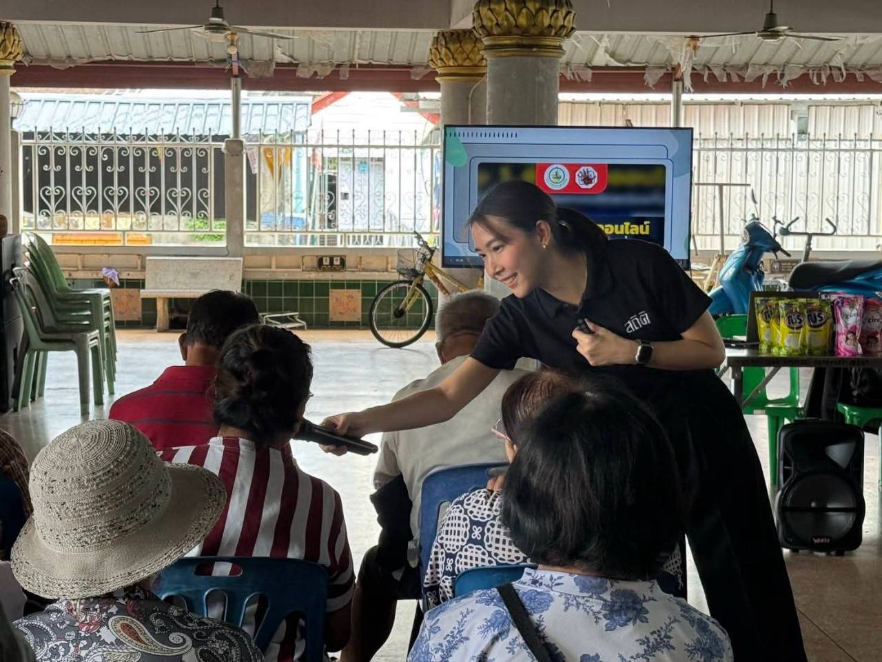 ชุมชนวัดเลียบ