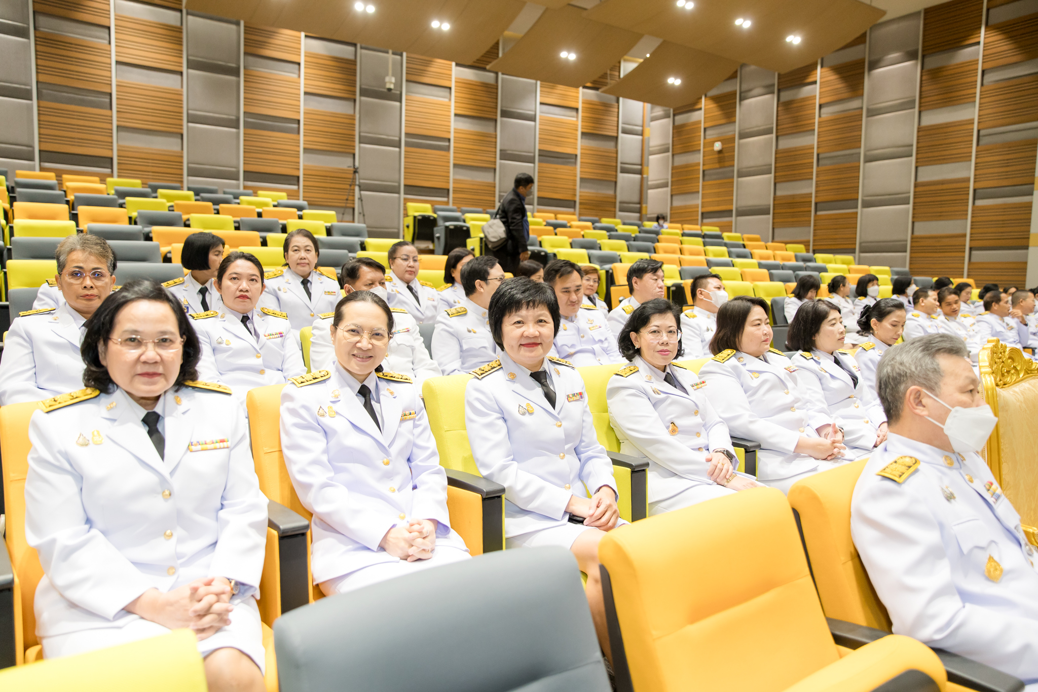 พิธีพระราชทานเครื่องราชอิสริยาภรณ์ ประจำปี 2565 และประจำปี 2566