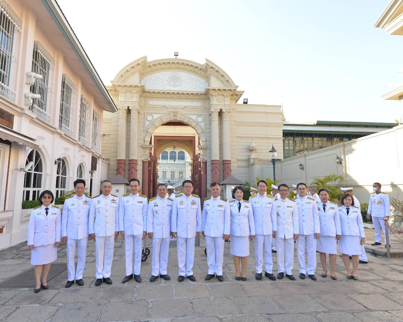 ลงนามถวายพระพร