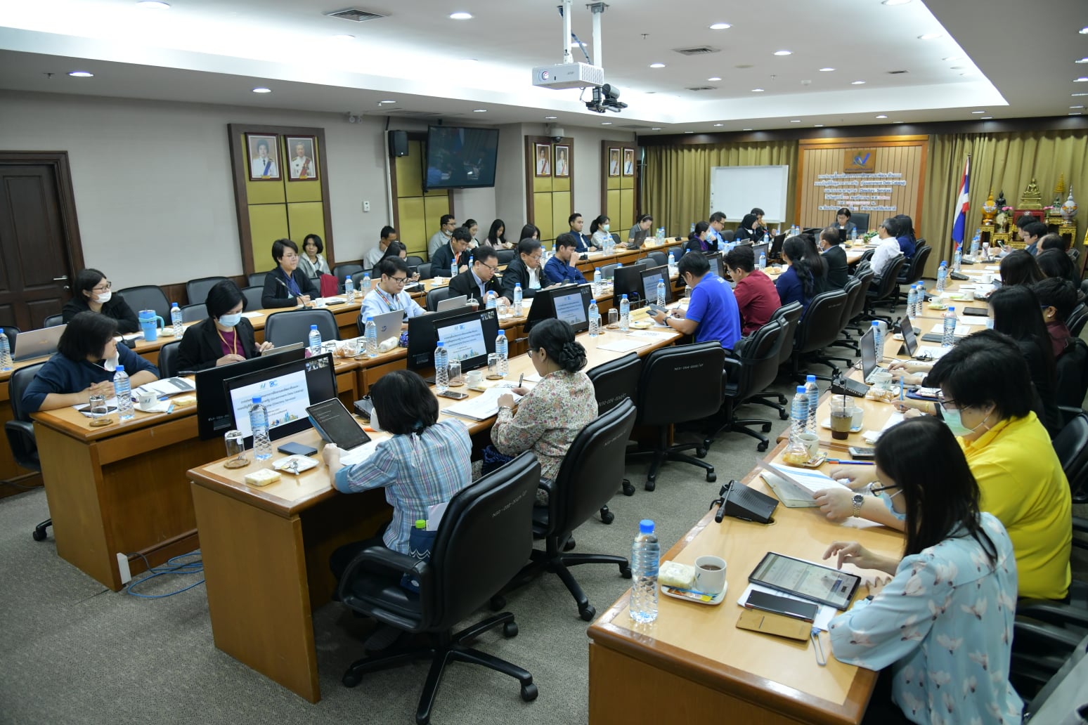 ประชุมชี้แจงโครงการการศึกษาและพัฒนาต้นแบบระบบบัญชีข้อมูลกลางภาครัฐ (Government Data Catalog)​