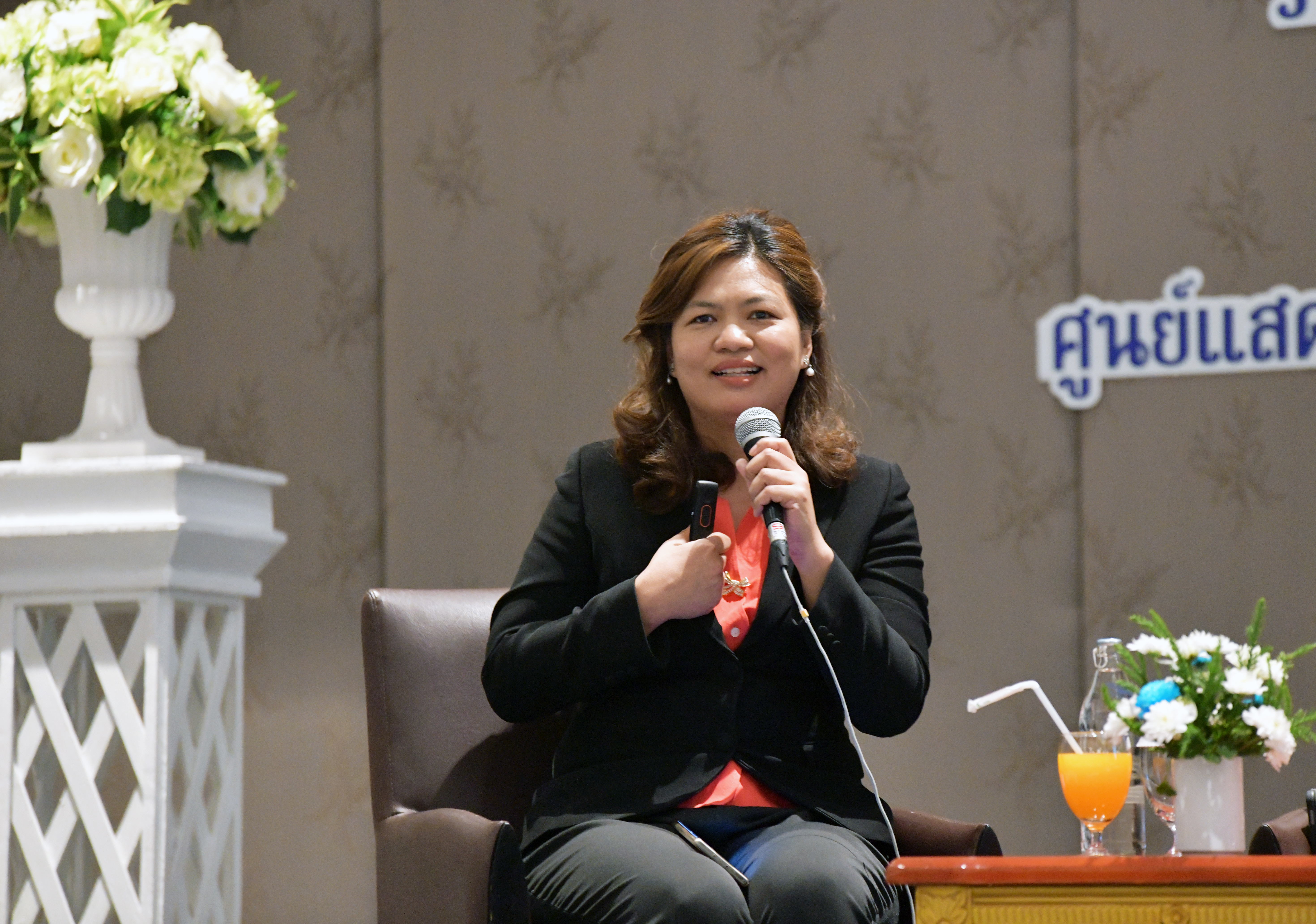 “การปรับปรุงแผนแม่บทระบบสถิติประเทศไทย ฉบับที่ ๒ (พ.ศ. ๒๕๕๙ - ๒๕๖๔) ให้สอดคล้องกับยุทธศาสตร์ชาติและแผนแม่บทภายใต้ยุทธศาสตร์ชาติ”​