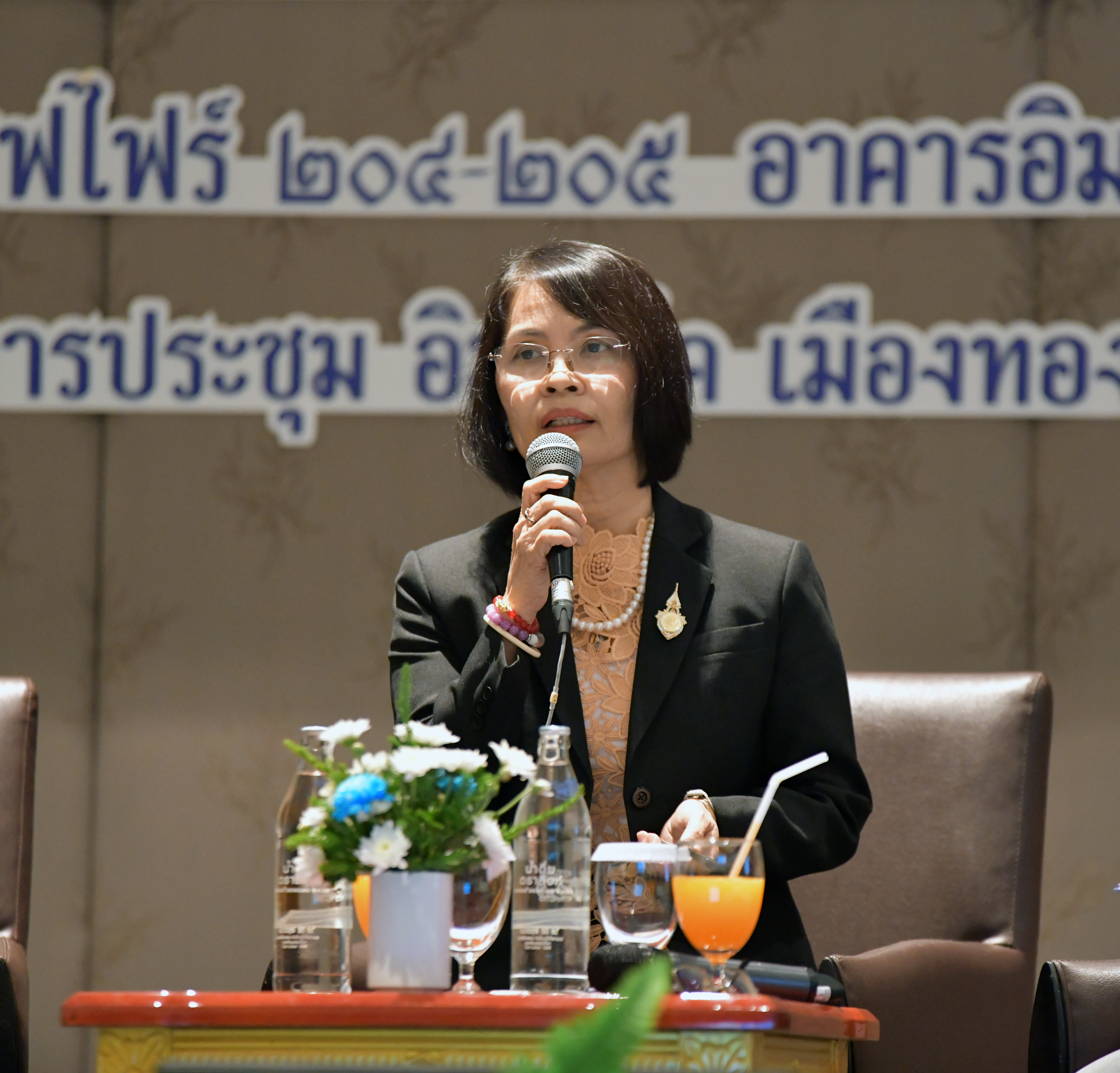 “การปรับปรุงแผนแม่บทระบบสถิติประเทศไทย ฉบับที่ ๒ (พ.ศ. ๒๕๕๙ - ๒๕๖๔) ให้สอดคล้องกับยุทธศาสตร์ชาติและแผนแม่บทภายใต้ยุทธศาสตร์ชาติ”​