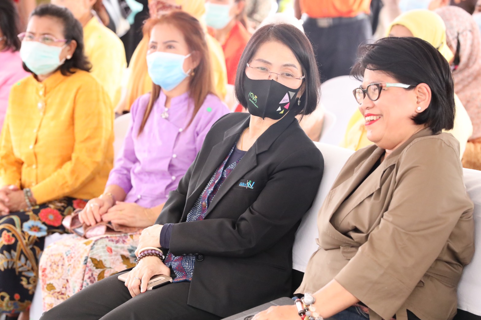 รมว.ดีอีเอส พร้อมผู้บริหารในสังกัด ตรวจศูนย์ดิจิทัลชุมชน​