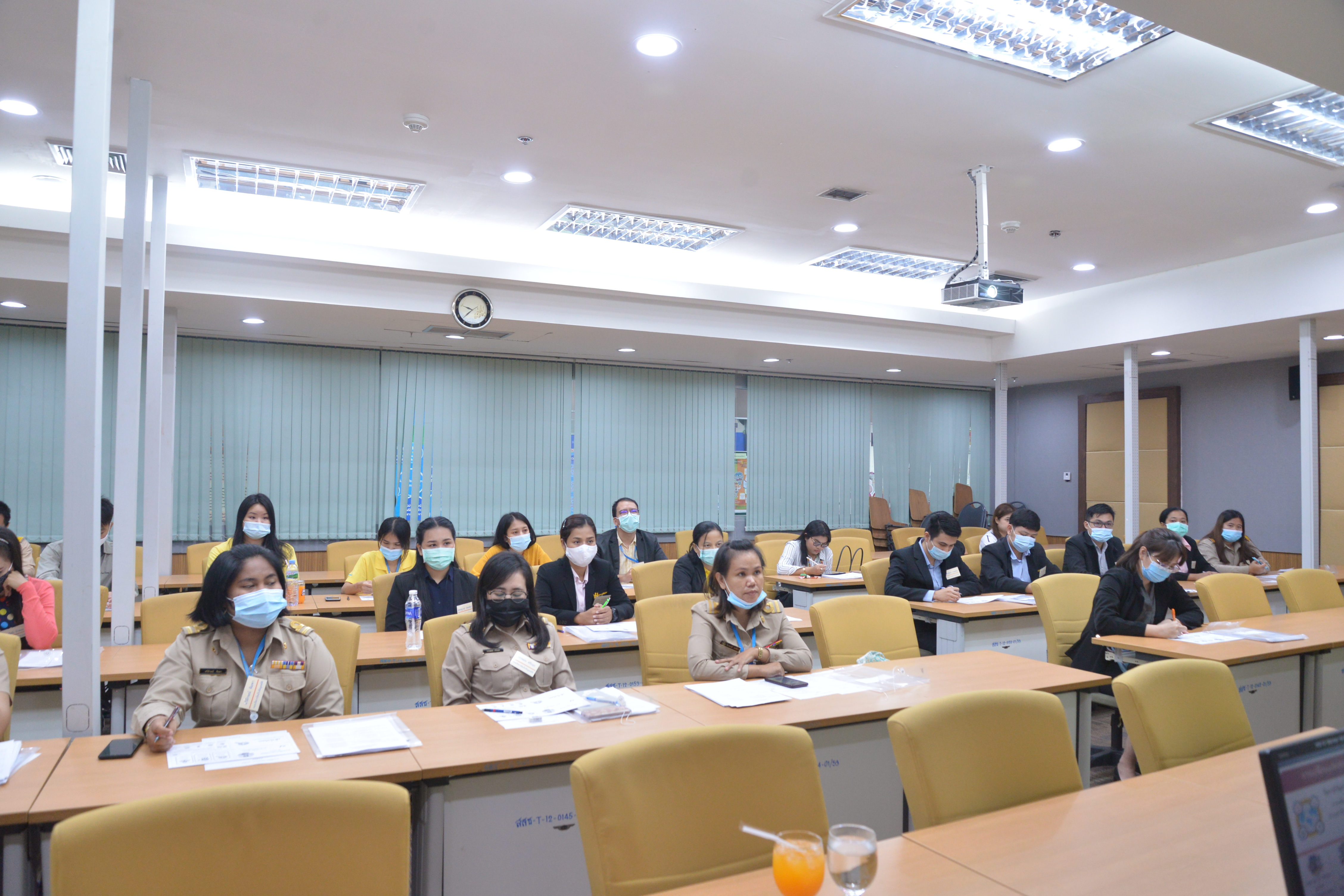 การปฐมนิเทศข้าราชการใหม่ รุ่นที่ ๑๓​