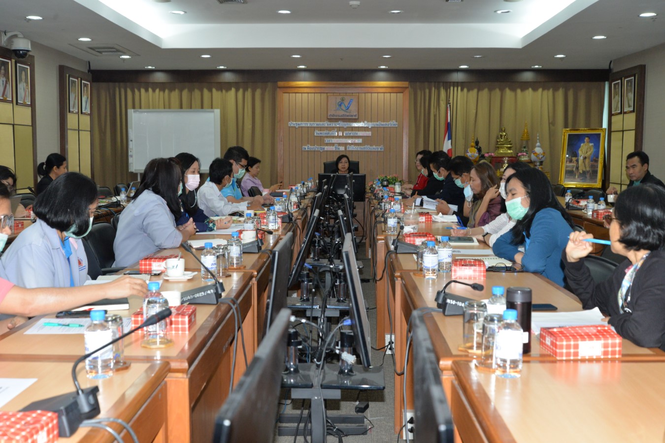 การรวบรวมและวิเคราะห์ข้อมูลจากแหล่งข้อมูลบนอินเทอร์เน็ต