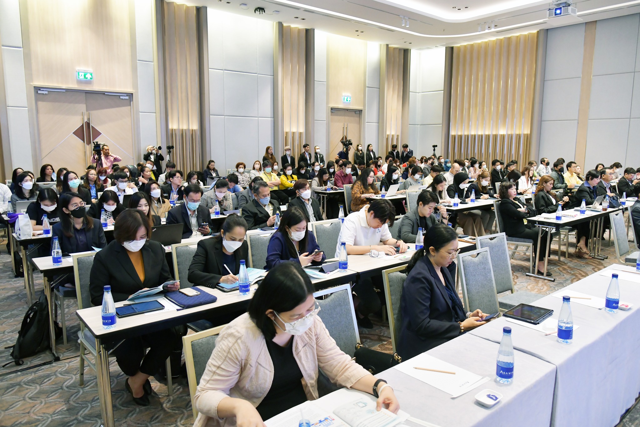 เพื่อเผยแพร่ผลการศึกษาโครงการศึกษา Thailand Digital Outlook