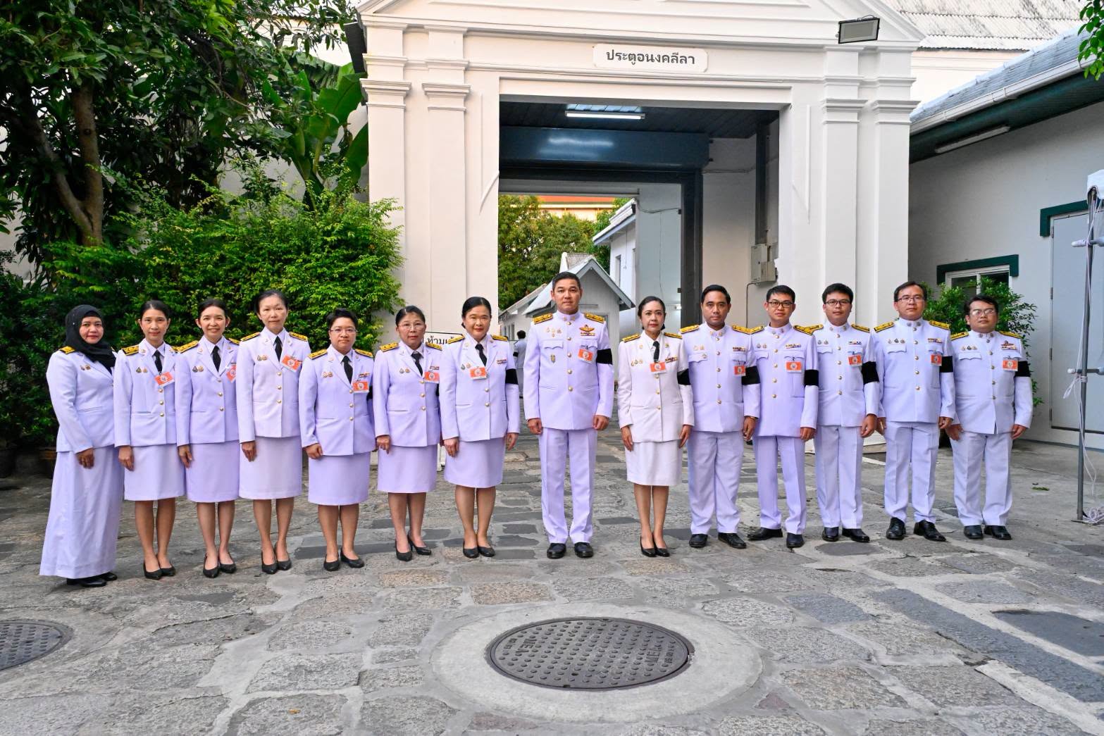 ร่วมเป็นเจ้าภาพพระพิธีธรรมสวดพระอภิธรรมพระศพ