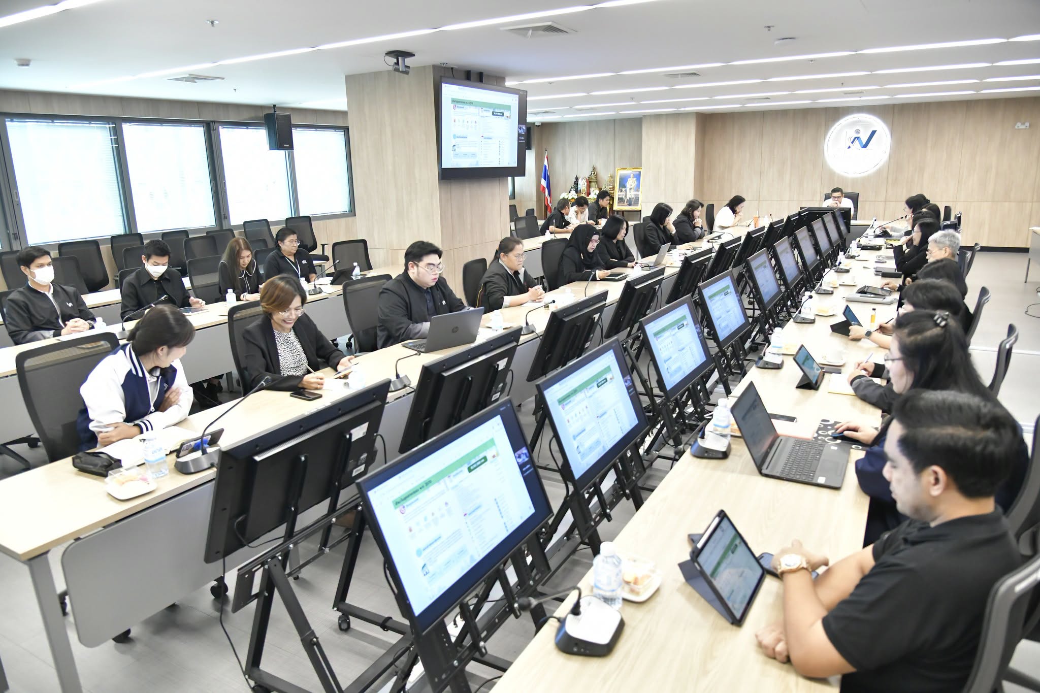 ประชุมผู้บริหารสำนักงานสถิติแห่งชาติ