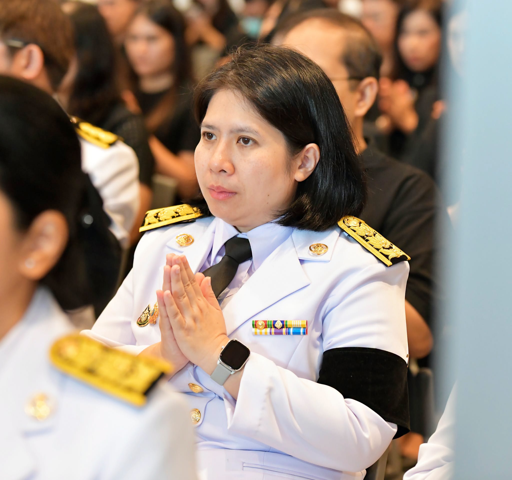 ร่วมพิธีสวดพระพุทธมนต์