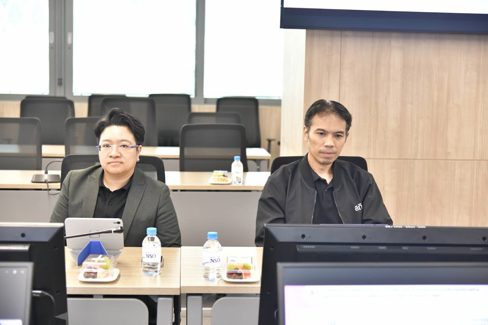ประชุมคณะทำงานปรับปรุงโครงสร้าง