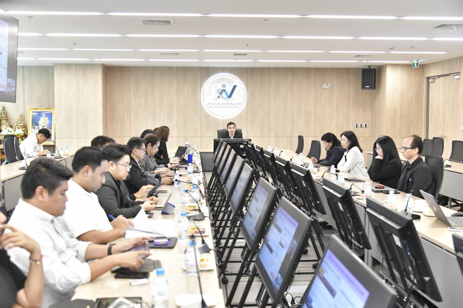ประชุมคณะทำงานปรับปรุงโครงสร้าง