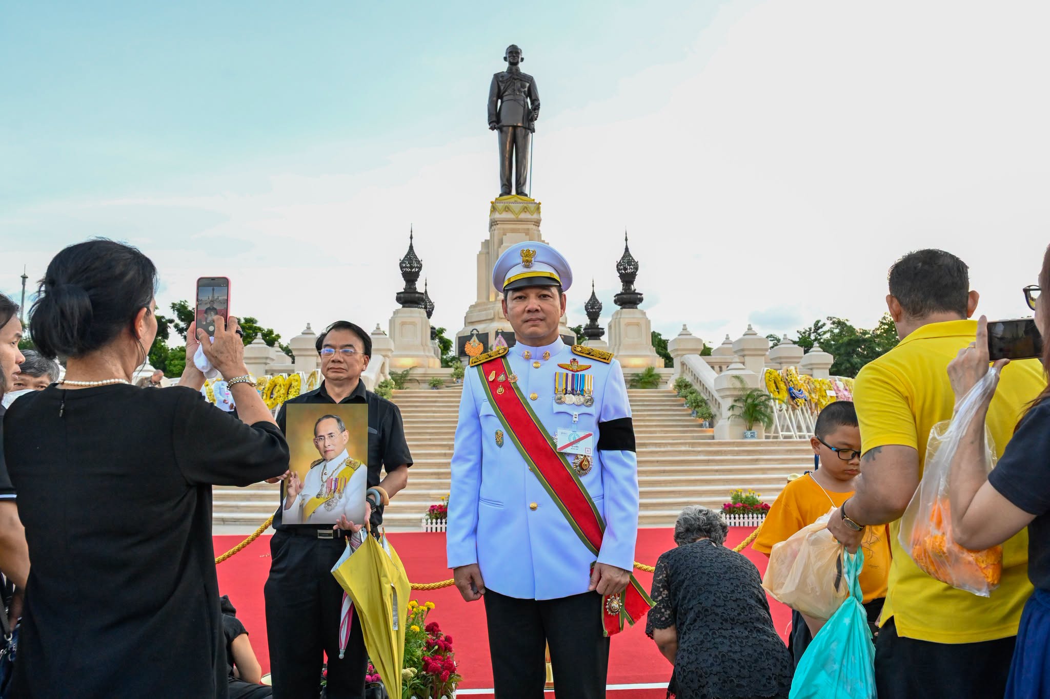 วันนวมินทรมหาราช
