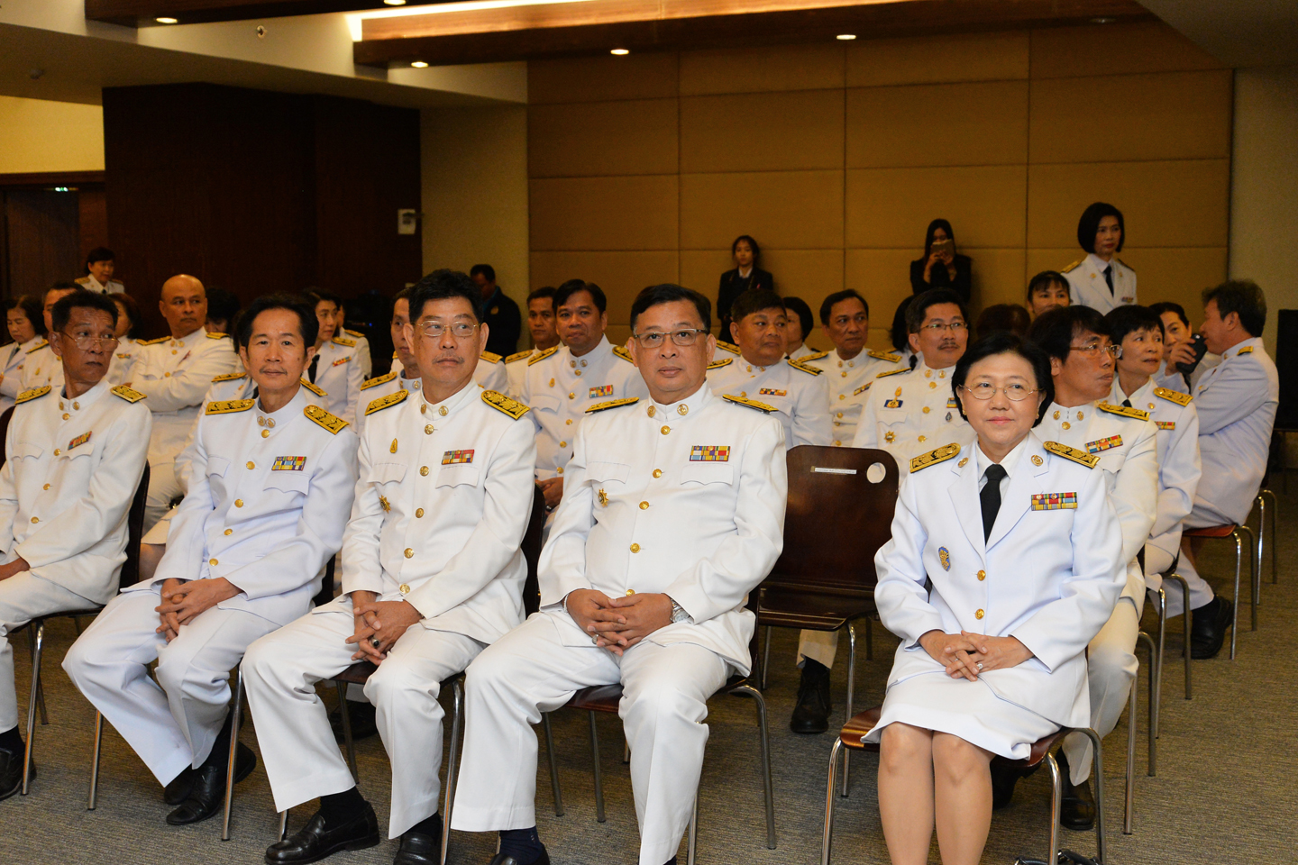 พิธีรับพระราชทานเครื่องราชอิสริยาภรณ์ชั้นสายสะพาย ประจำปี ๒๕๖๐