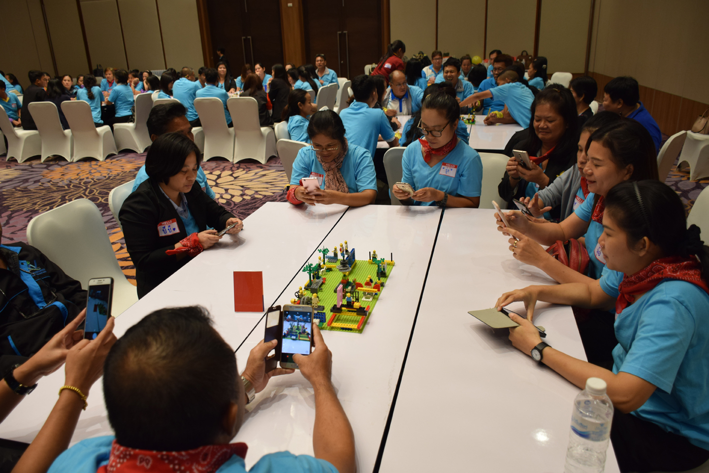 อบรมการสื่อสารและการสร้างมนุษยสัมพันธ์