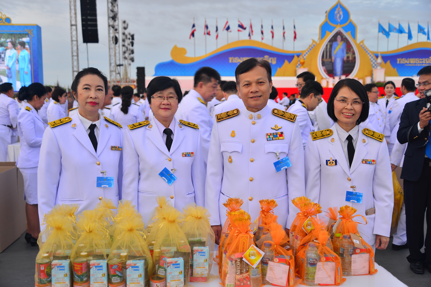 ร่วมกิจกรรมเฉลิมพระเกียรติ สมเด็จพระนางเจ้าสิริกิติ์ พระบรมราชินีนาถ ในรัชกาลที่ ๙