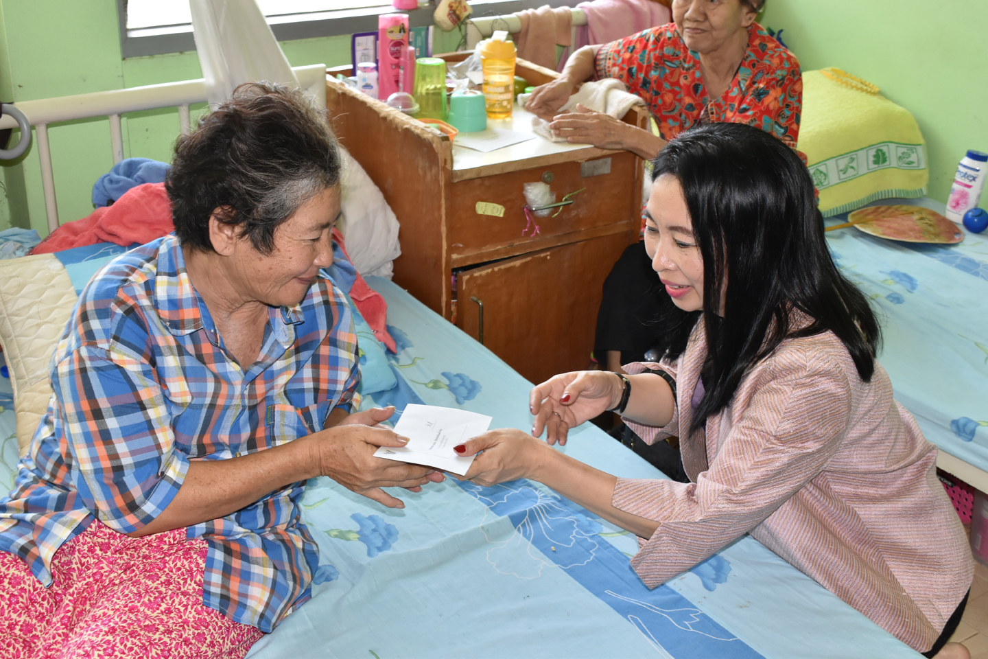 สสช. ปันรัก ปันน้ำใจ