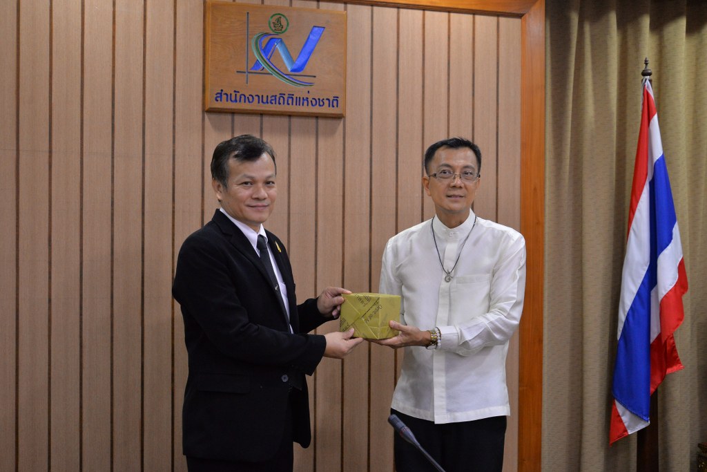-ม.ธรรมศาสตร์ศึกษาดูงาน
