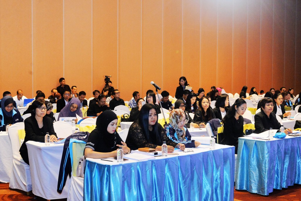 สถานการณ์เด็กและสตรีของ 5 จังหวัด  ชายแดนภาคใต้ของประเทศไทย