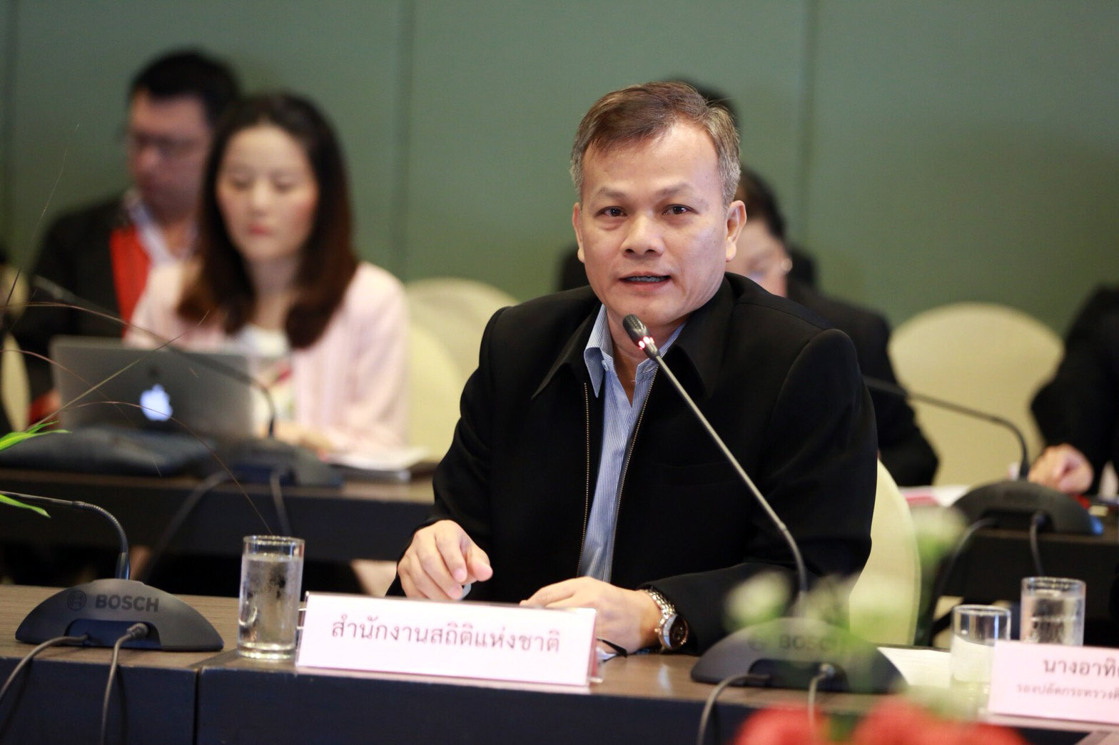 ประชุมหารือแลกเปลี่ยนความคิดเห็น