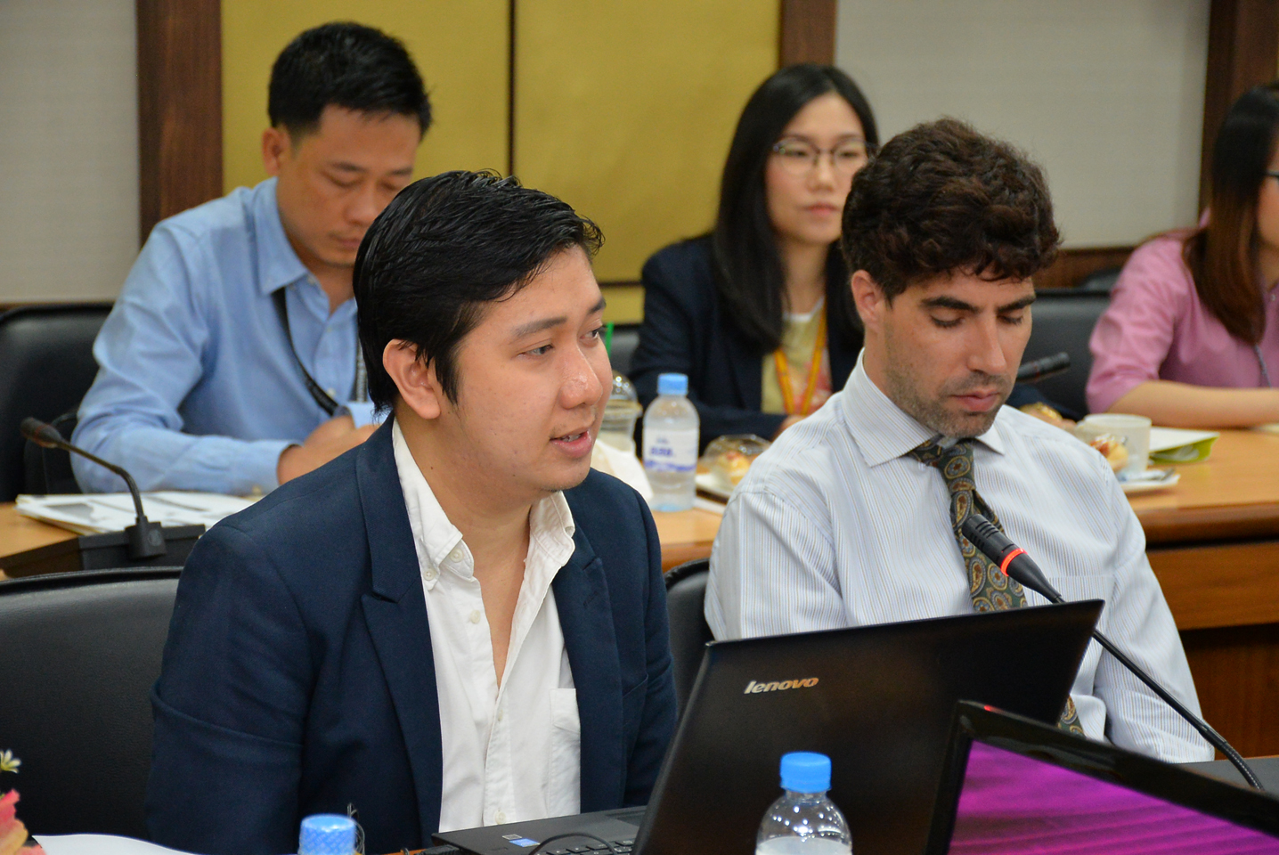 เทคนิคการจัดทำ small area estimation (SAE)  และ Big Data Analytics