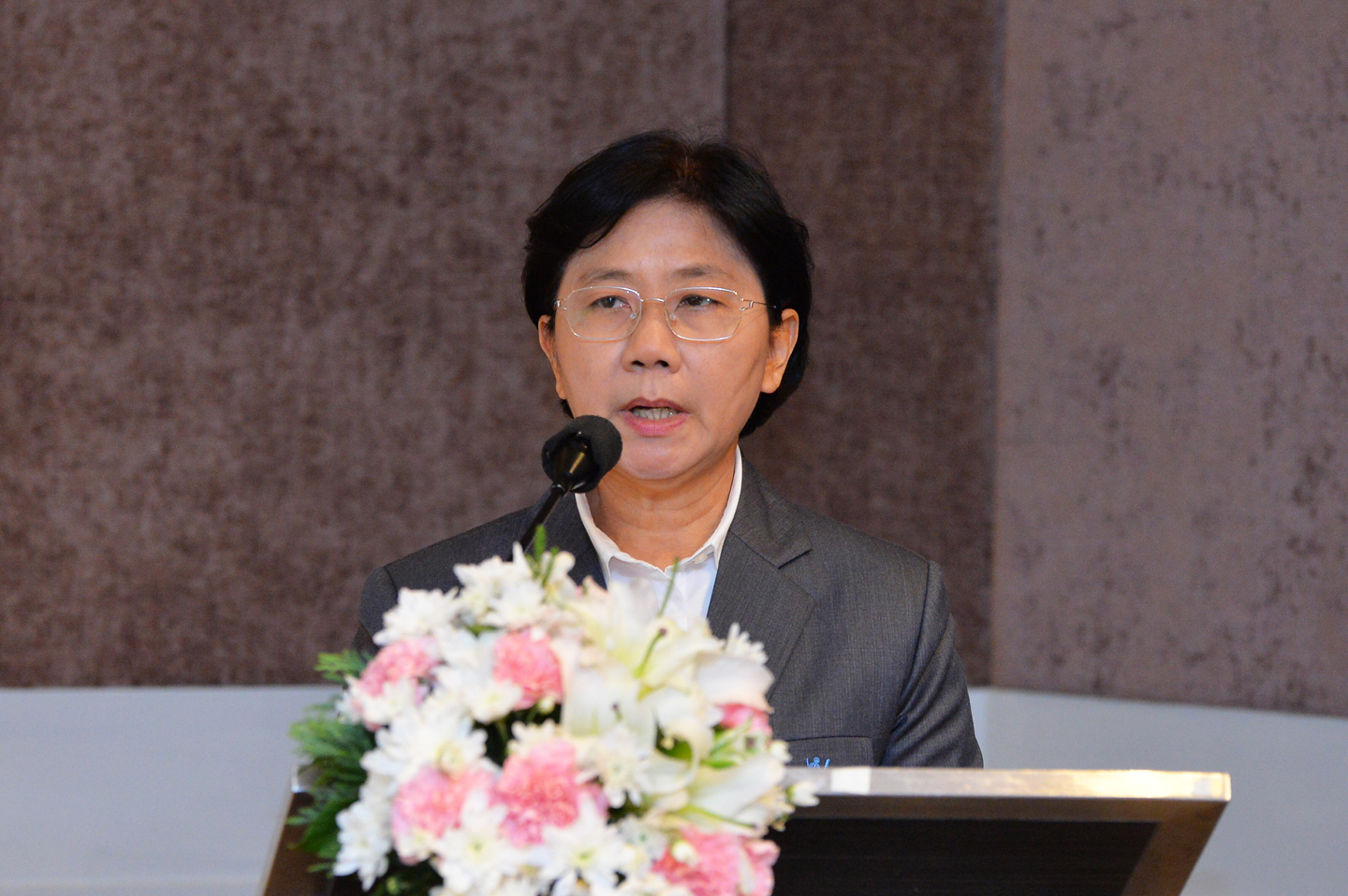 ​การจัดทำตัวชี้วัดเป้าหมายการพัฒนาที่ยั่งยืนในบริบทประเทศไทย