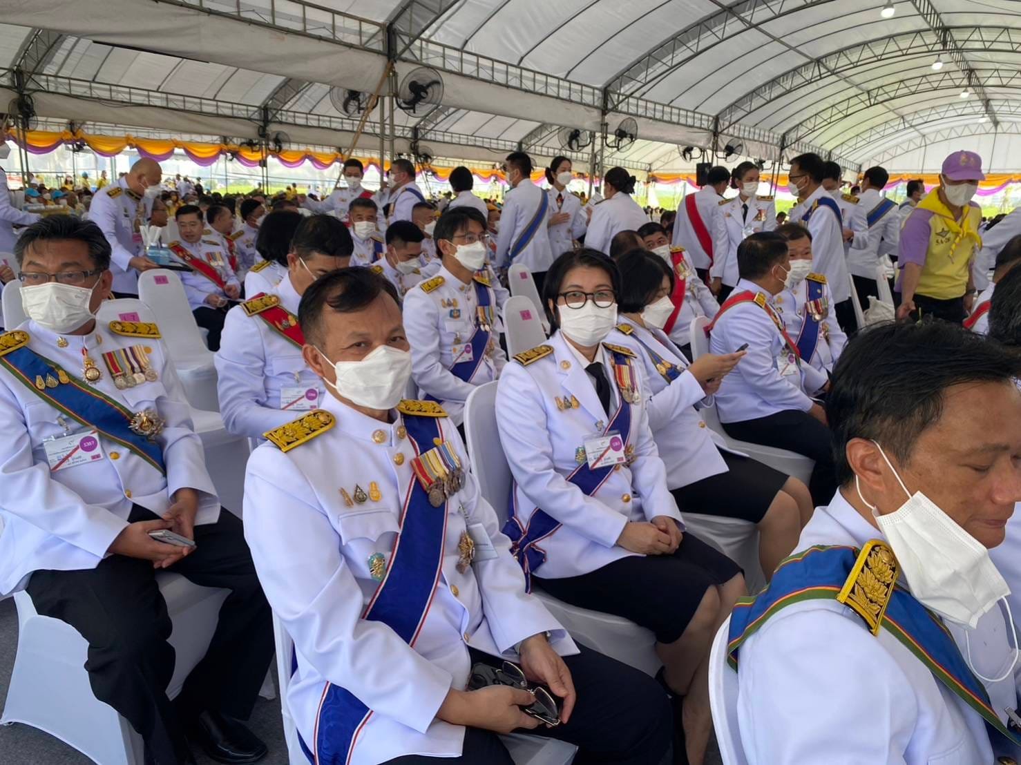 พิธีเปิดพระบรมราชานุสาวรีย์พระบาทสมเด็จพระบรมชนกาธิเบศร มหาภูมิพลอดุลยเดชมหาราช บรมนาถบพิตร  