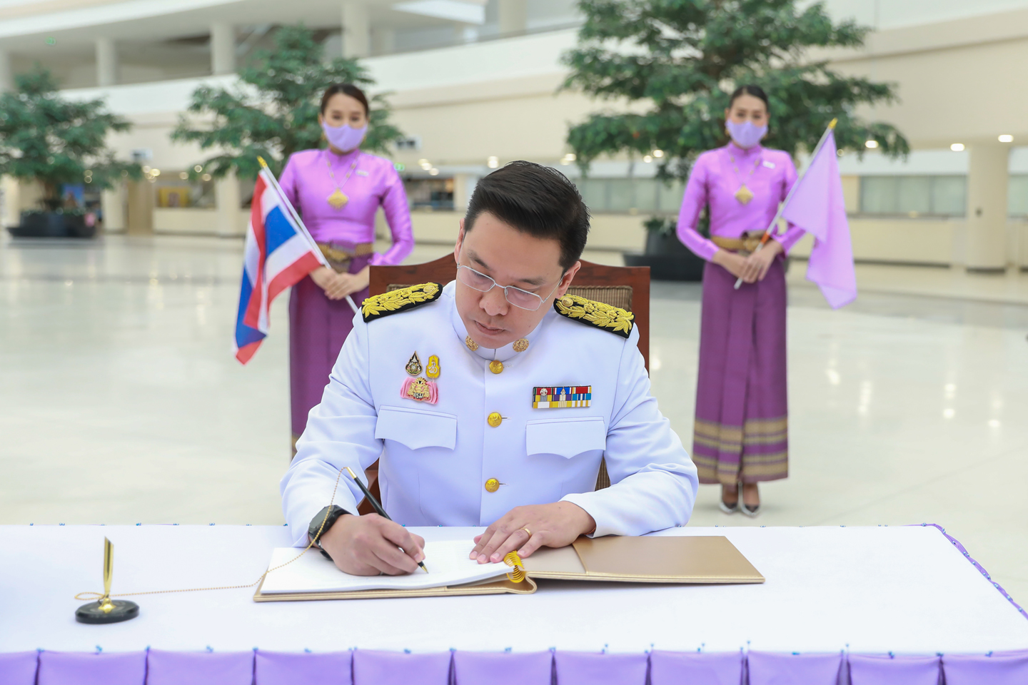 พิธีถวายพระพรชัยมงคล