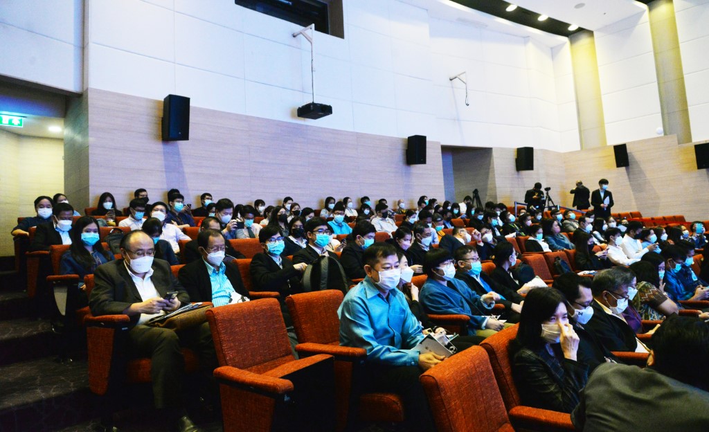 ดีอีเอส เผยผลสำรวจ Thailand Digital Outlook พบการเข้าถึงอินเทอร์เน็ตของครัวเรือนไทยเพิ่มขึ้น ย้ำบูรณาการข้อมูลสถิติดิจิทัลของประเทศ มุ่งพัฒนาไทยทัดเทียมนานาประเทศ