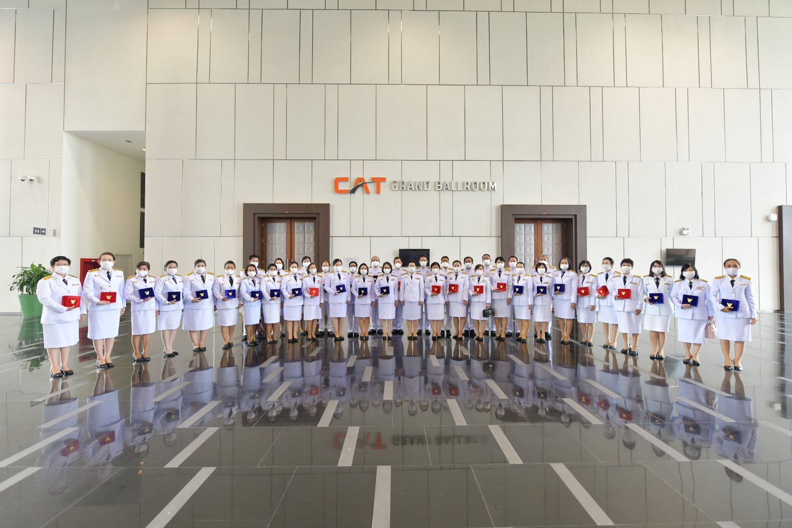 พิธีรับพระราชทานเครื่องราชอิสริยาภรณ์