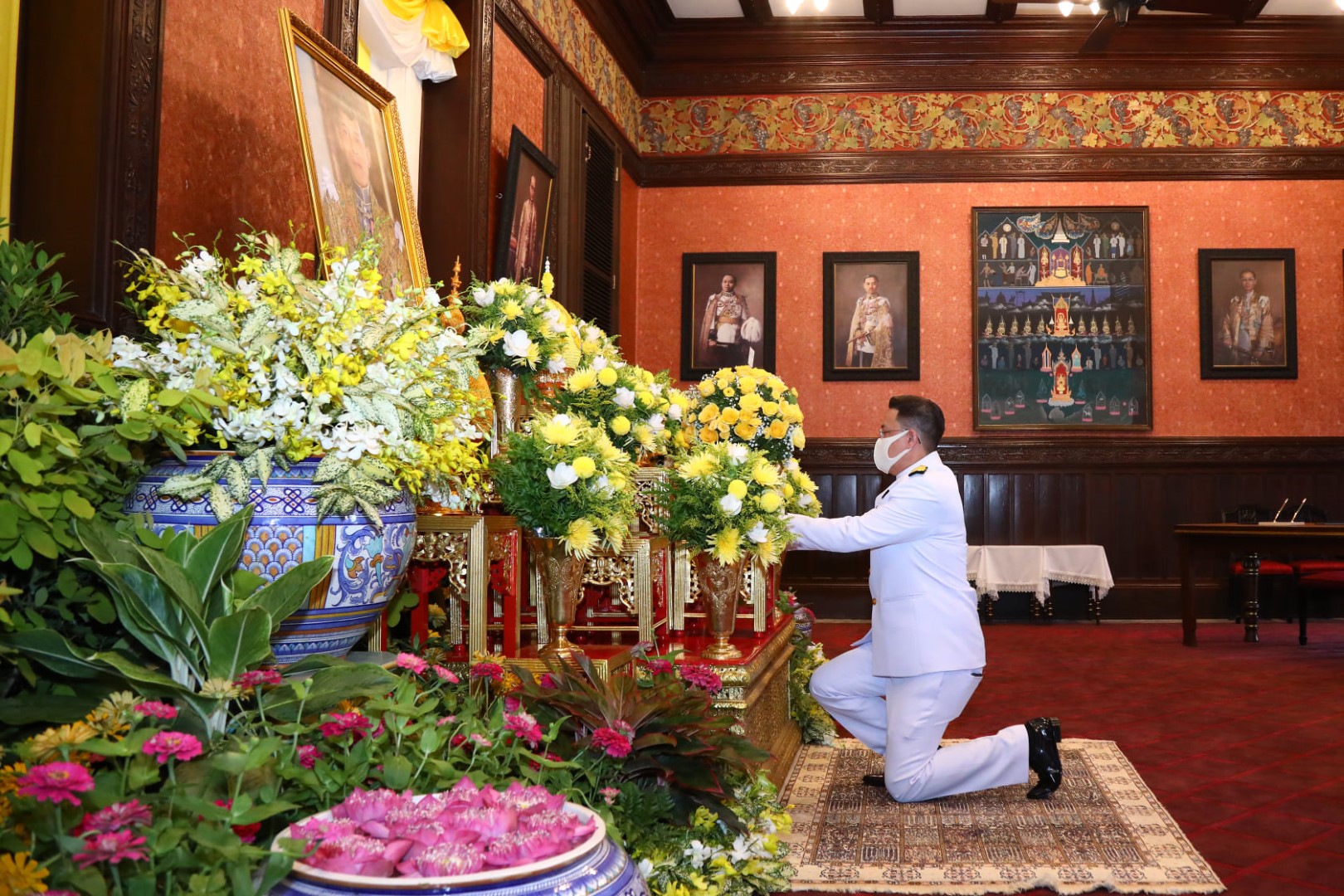 ลงนามถวายพระพร
